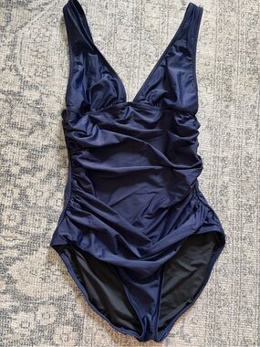 EUC plunge ruched j crew one piece